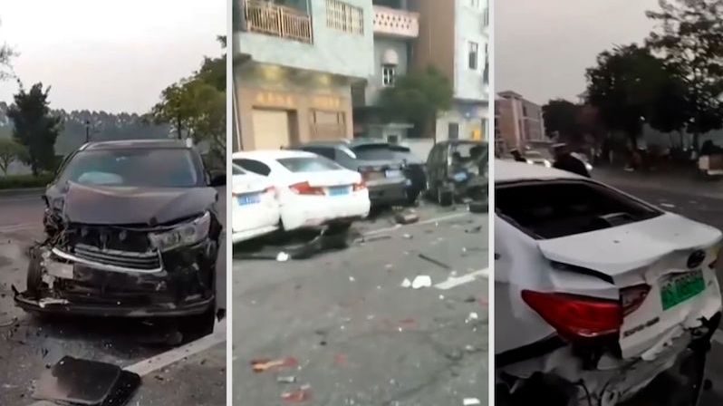 Opilý řidič v čínském městě smetl 13 aut, natočila ho kamera